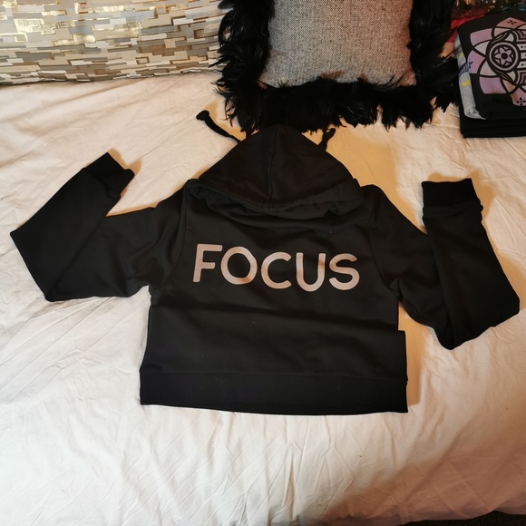 Old School Black Hoodie Sz. S Cute and Fashionable - Picture 3 of 8